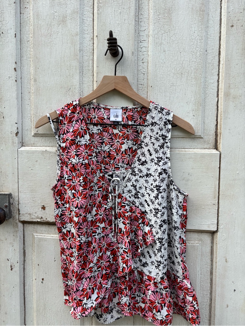 CAbi Pink & White Floral Mixed-Print Tie-Front Camisole